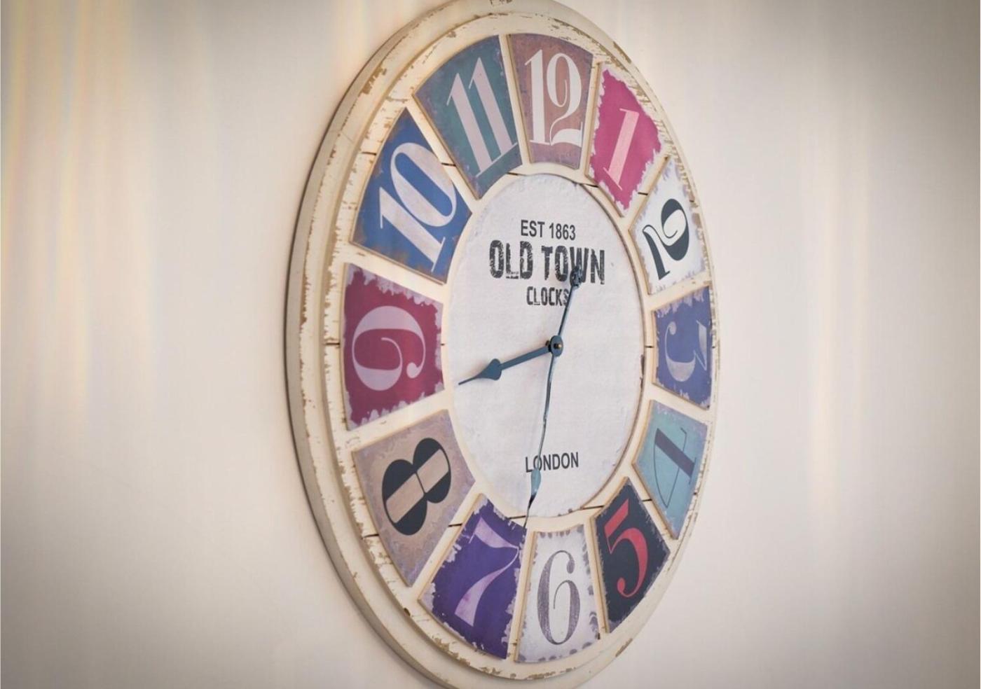 Long Term And Summer Special Offer! 5-Bedroom Spacious, Stunning Design, Sociable Areas & Cosy House Near South Downs Park, Sleeps 11 With Games Room, Private Parking And Garden- By Blue Puffin Stays 滑铁卢维尔 外观 照片